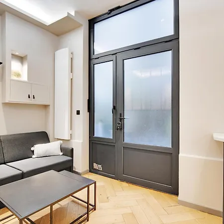 Pick A Flat's In Champs-elysees - Rue Marbeuf Apartmán *