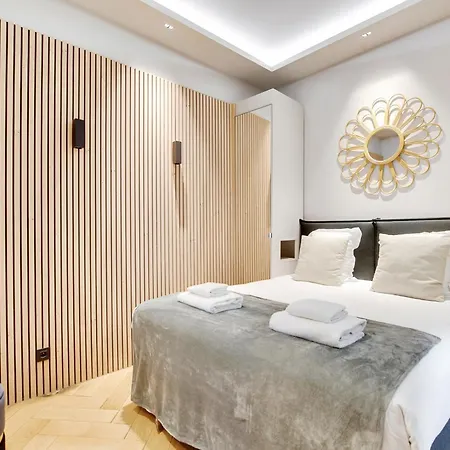 Apartment Pick A Flat's In Champs-elysees - Rue Marbeuf