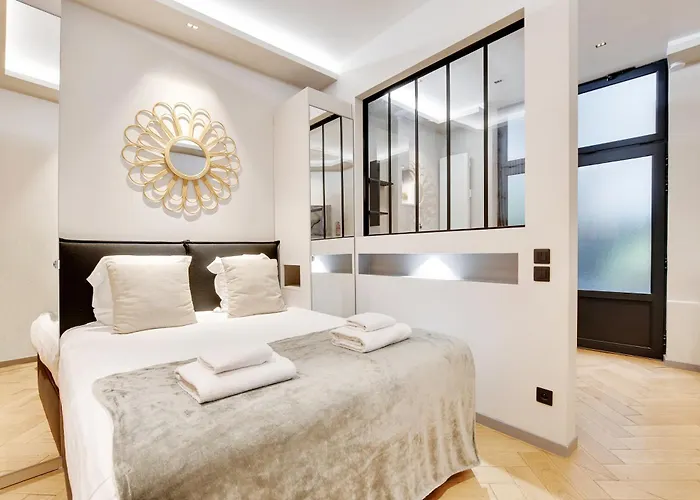 Pick A Flat's In Champs-elysees - Rue Marbeuf Apartmán Paříž